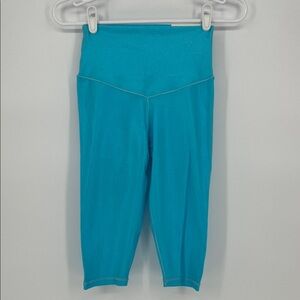 Offline by aerie Blue Shimmer Hi Rise Real Me Crop Tight NWT Medium